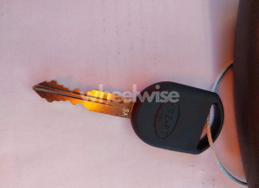 Photo 11 of 2008 Ford Escape XLT (VIN 1FMCU03Z48KE45820)