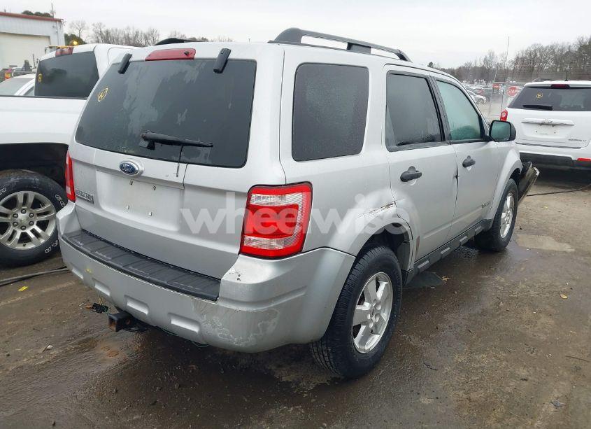 Photo 4 of 2008 Ford Escape XLT (VIN 1FMCU03Z58KA87126)