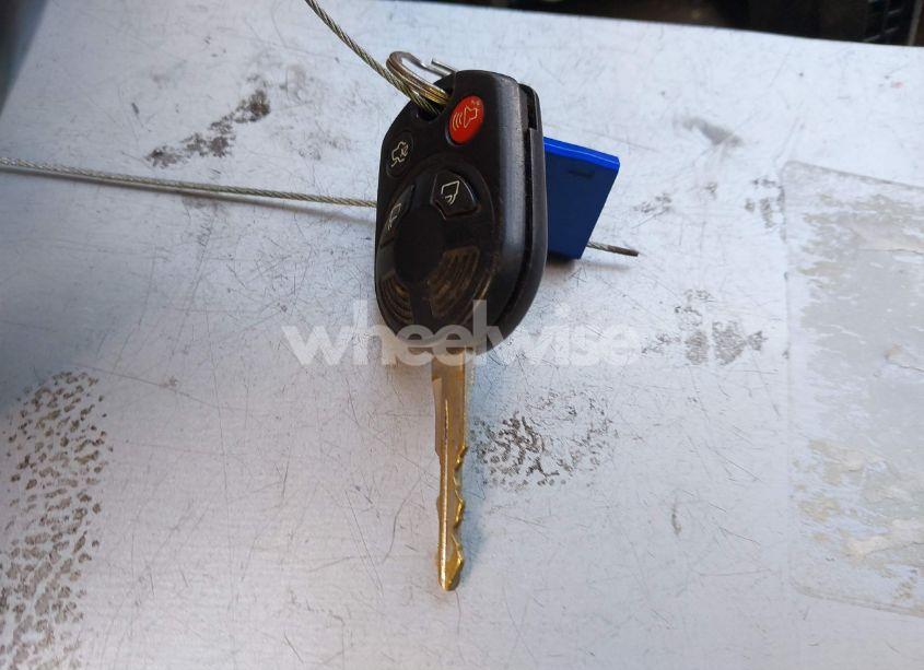 Photo 11 of 2008 Ford Escape XLT (VIN 1FMCU03Z58KB01199)