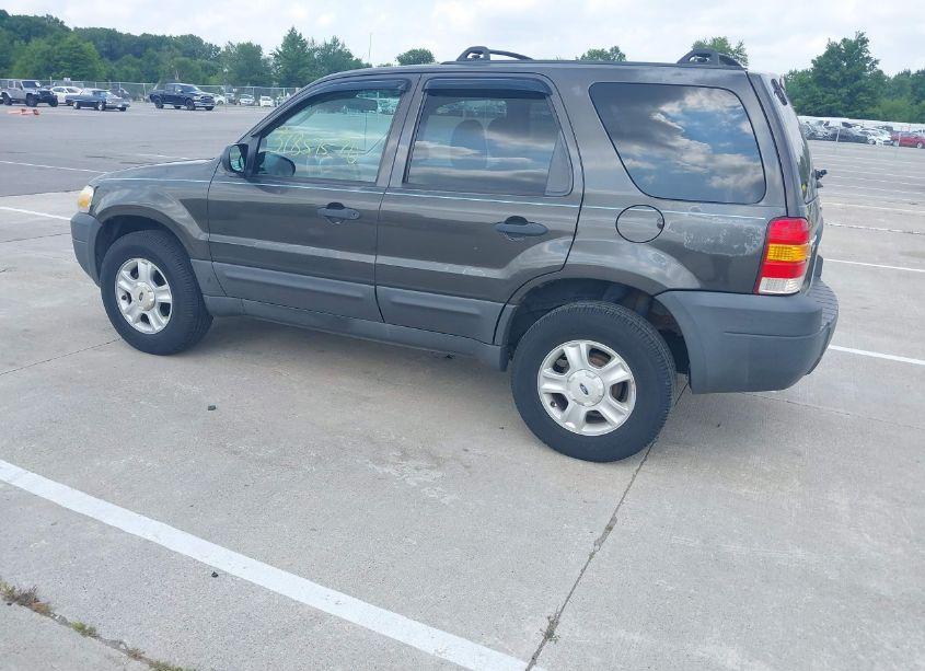 Photo 3 of 2007 Ford Escape XLT (VIN 1FMCU03Z77KA77390)