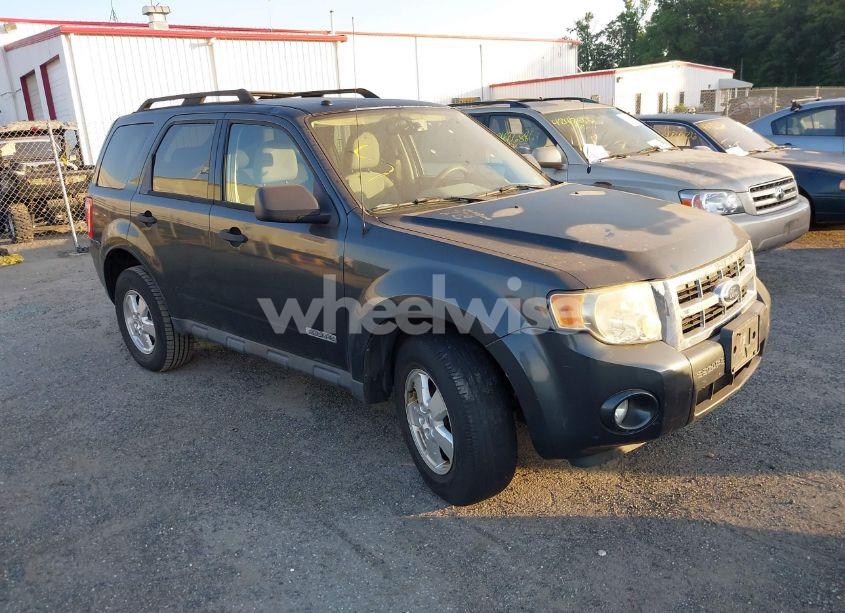 2008 Ford Escape XLT (VIN 1FMCU03Z88KB43530) main photo