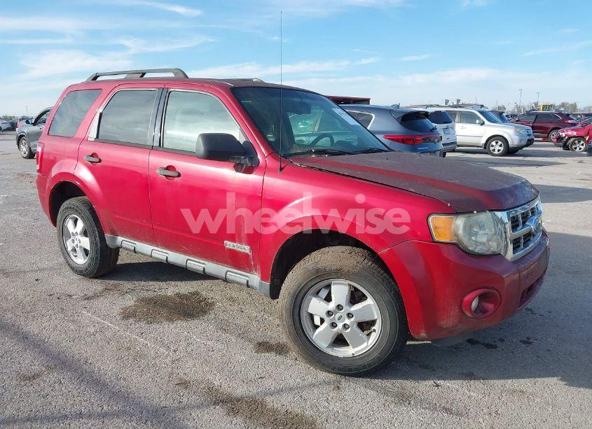 2008 Ford Escape XLT (VIN 1FMCU03Z88KE00332) main photo
