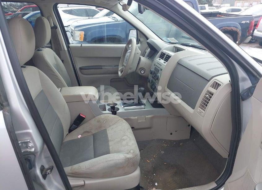 Photo 5 of 2008 Ford Escape XLT (VIN 1FMCU03ZX8KA92063)