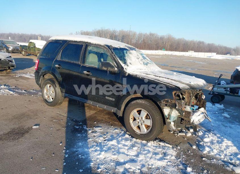 2008 Ford Escape XLT (VIN 1FMCU03ZX8KB61544) main photo