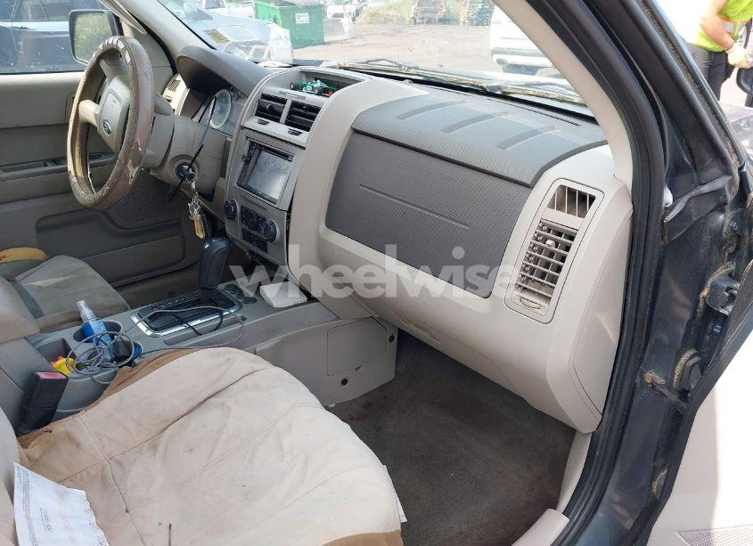 Photo 5 of 2008 Ford Escape XLT (VIN 1FMCU03ZX8KD64286)