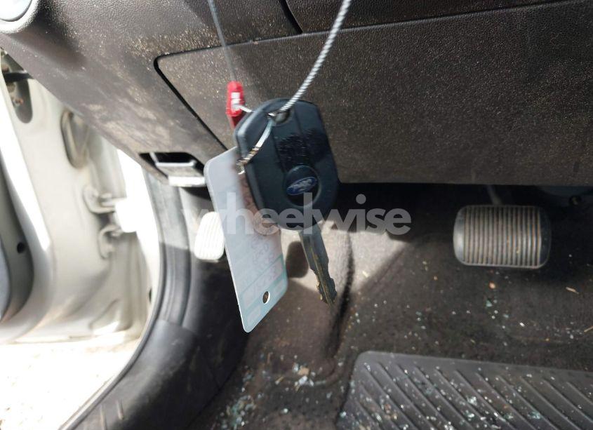 Photo 11 of 2008 Ford Escape LIMITED (VIN 1FMCU04108KD07233)