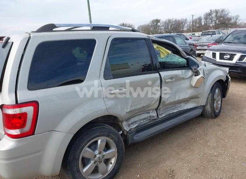 Photo 6 of 2008 Ford Escape LIMITED (VIN 1FMCU04108KD07233)