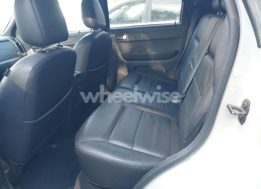 Photo 8 of 2008 Ford Escape LIMITED (VIN 1FMCU04108KD41141)