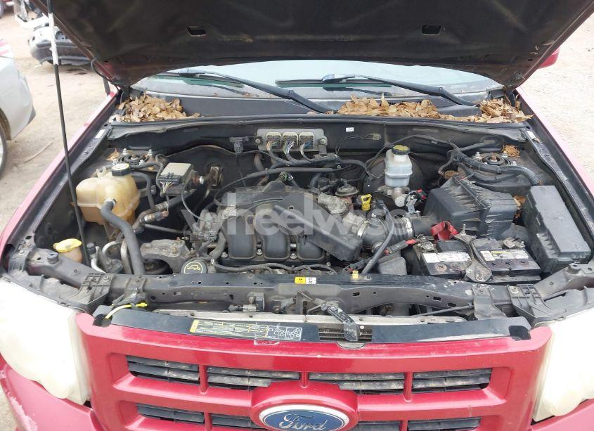 Photo 10 of 2008 Ford Escape LIMITED (VIN 1FMCU04118KB50165)