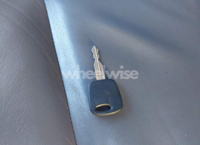 Photo 11 of 2001 Ford Escape XLT (VIN 1FMCU04131KC21937)