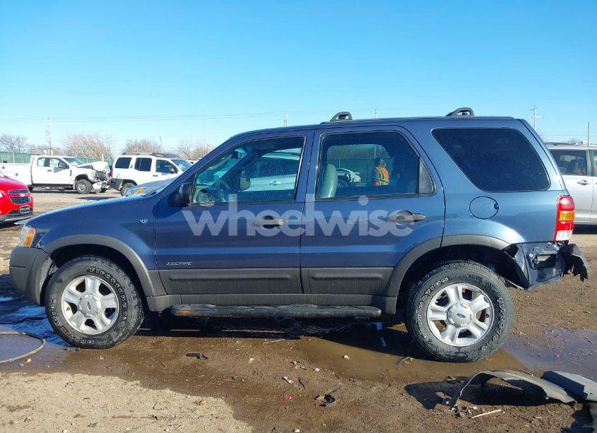Photo 15 of 2001 Ford Escape XLT (VIN 1FMCU04131KC21937)
