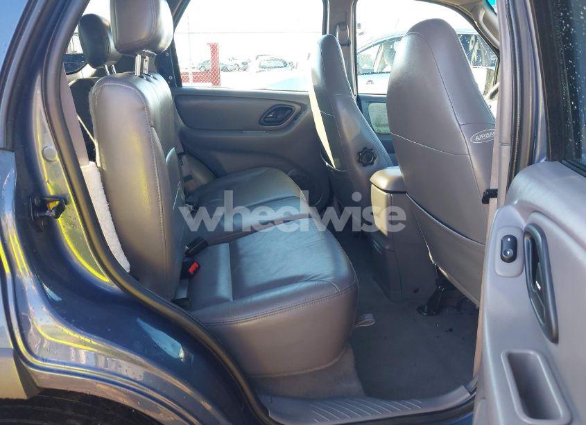 Photo 8 of 2001 Ford Escape XLT (VIN 1FMCU04131KC21937)