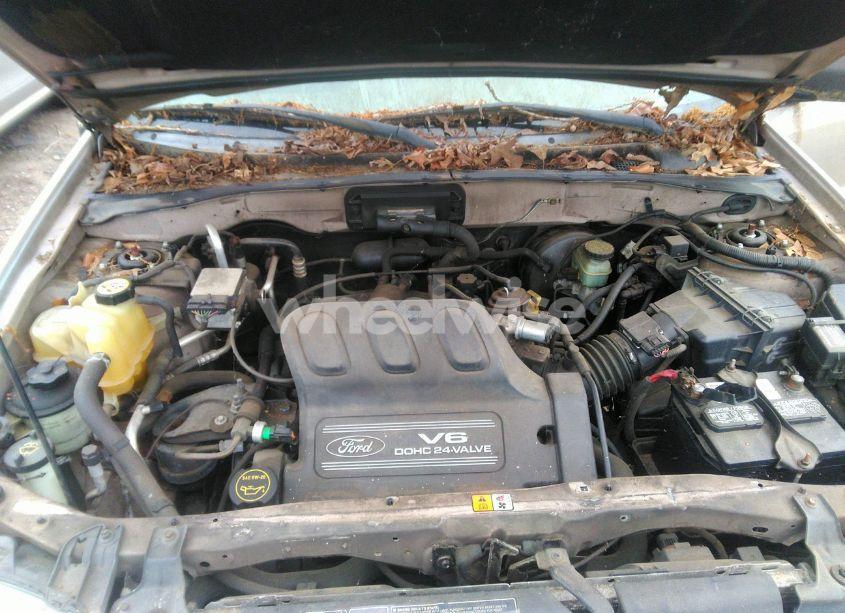 Photo 10 of 2001 Ford Escape XLT (VIN 1FMCU04131KC62634)
