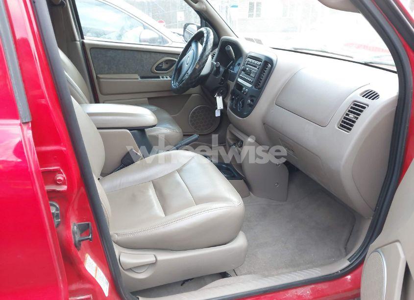 Photo 5 of 2002 Ford Escape XLT (VIN 1FMCU04132KB53687)