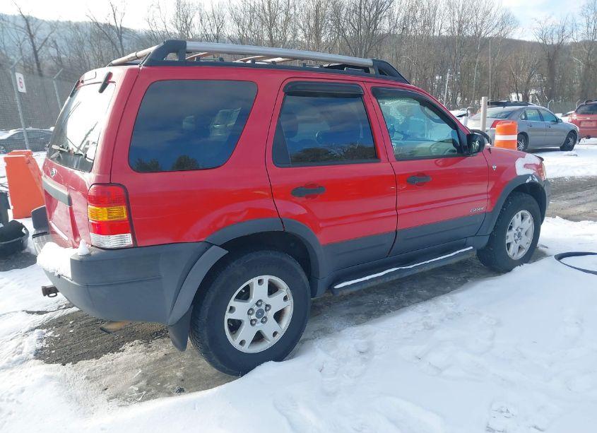 Photo 4 of 2002 Ford Escape XLT (VIN 1FMCU04132KC46810)