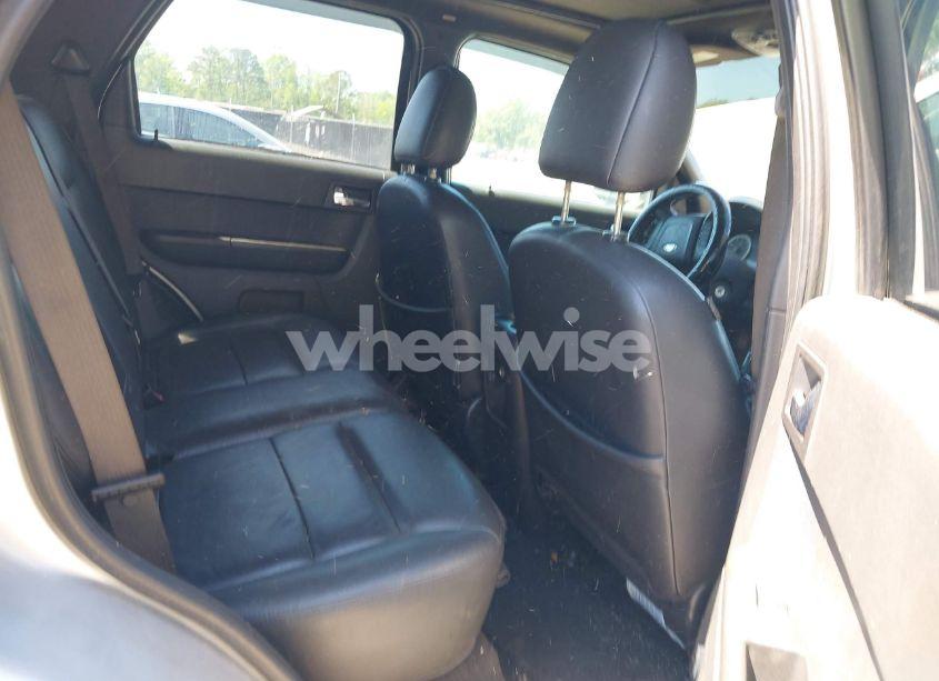 Photo 8 of 2008 Ford Escape LIMITED (VIN 1FMCU04138KA59785)