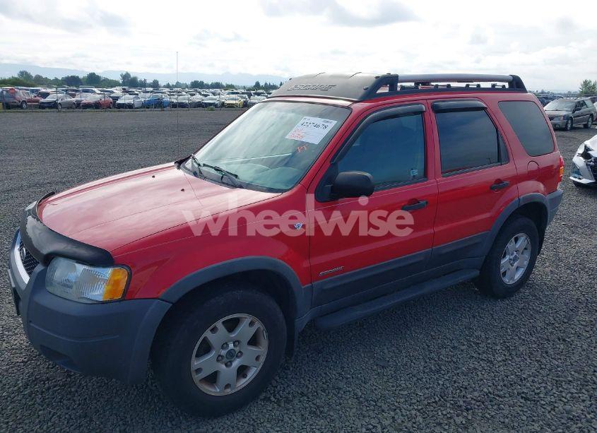 Photo 2 of 2002 Ford Escape XLT (VIN 1FMCU04142KB77352)