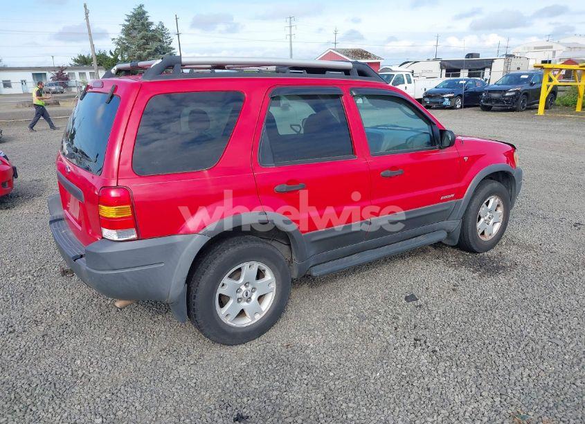 Photo 4 of 2002 Ford Escape XLT (VIN 1FMCU04142KB77352)