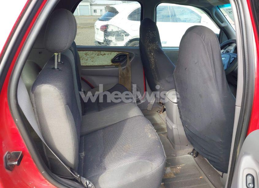 Photo 8 of 2002 Ford Escape XLT (VIN 1FMCU04142KB77352)