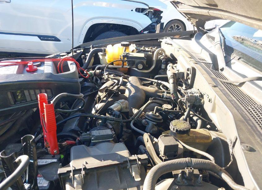 Photo 10 of 2004 Ford Escape LIMITED (VIN 1FMCU04144KB24881)