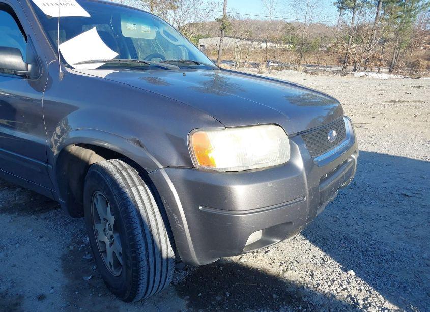 Photo 6 of 2004 Ford Escape LIMITED (VIN 1FMCU04144KB24881)