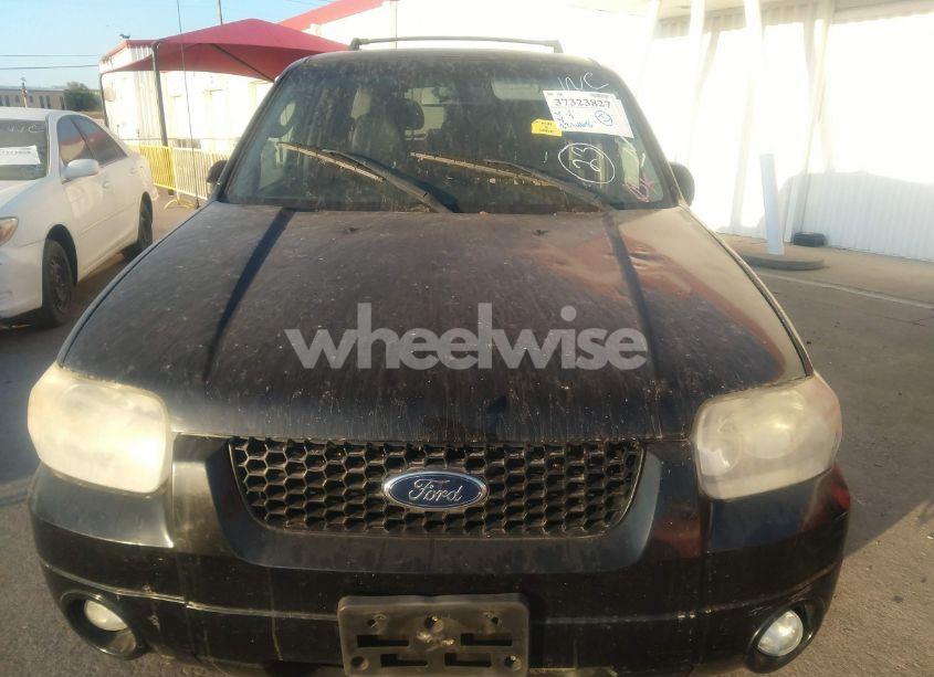 Photo 6 of 2007 Ford Escape LIMITED (VIN 1FMCU04147KA92387)