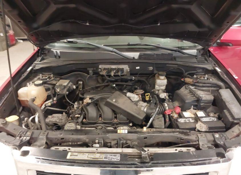 Photo 10 of 2008 Ford Escape LIMITED (VIN 1FMCU04148KA49735)