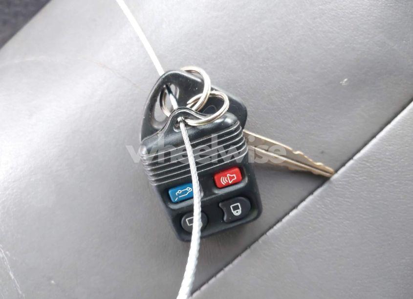 Photo 11 of 2002 Ford Escape XLT (VIN 1FMCU04152KA17559)