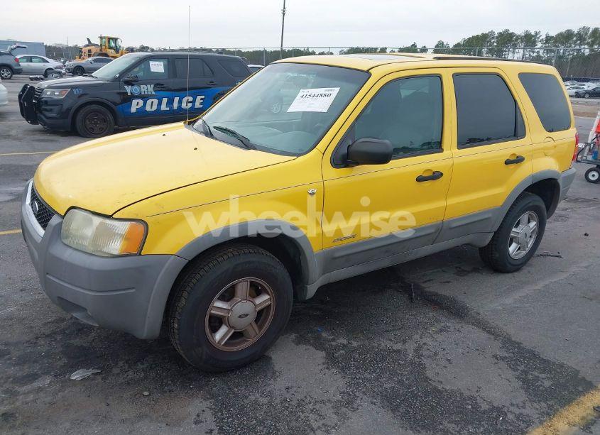 Photo 2 of 2002 Ford Escape XLT (VIN 1FMCU04152KA17559)
