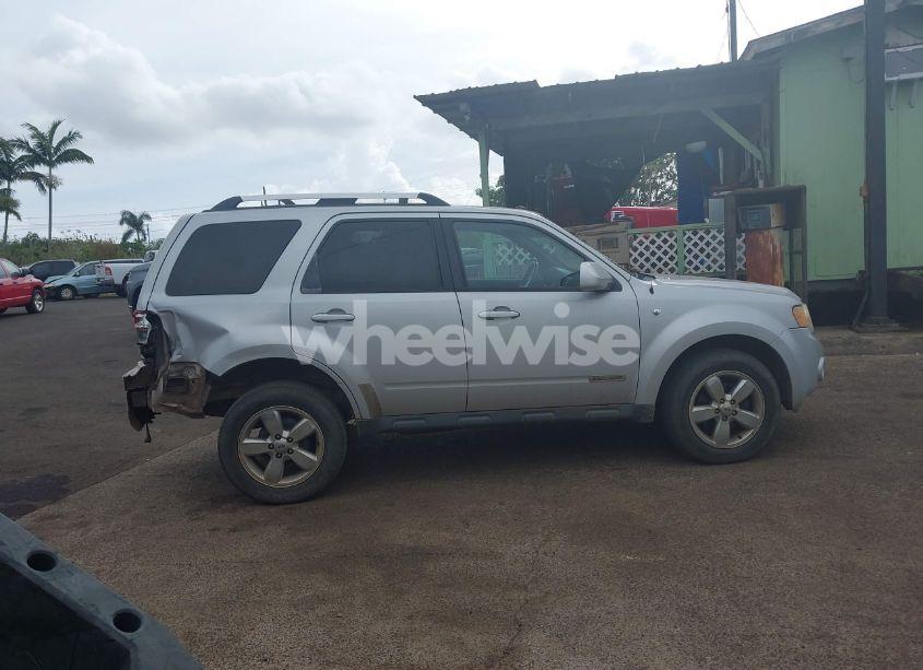 Photo 13 of 2008 Ford Escape LIMITED (VIN 1FMCU04158KB42604)