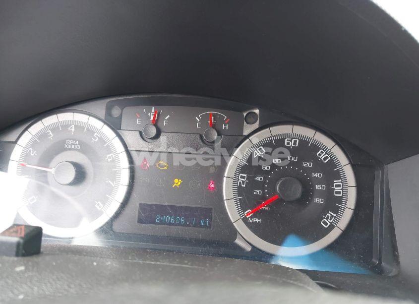 Photo 7 of 2008 Ford Escape LIMITED (VIN 1FMCU04158KB42604)