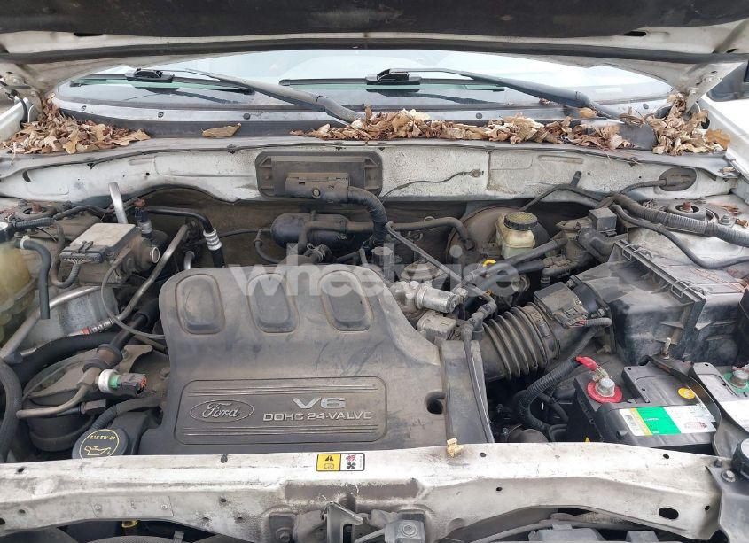 Photo 10 of 2001 Ford Escape XLT (VIN 1FMCU04161KA64209)