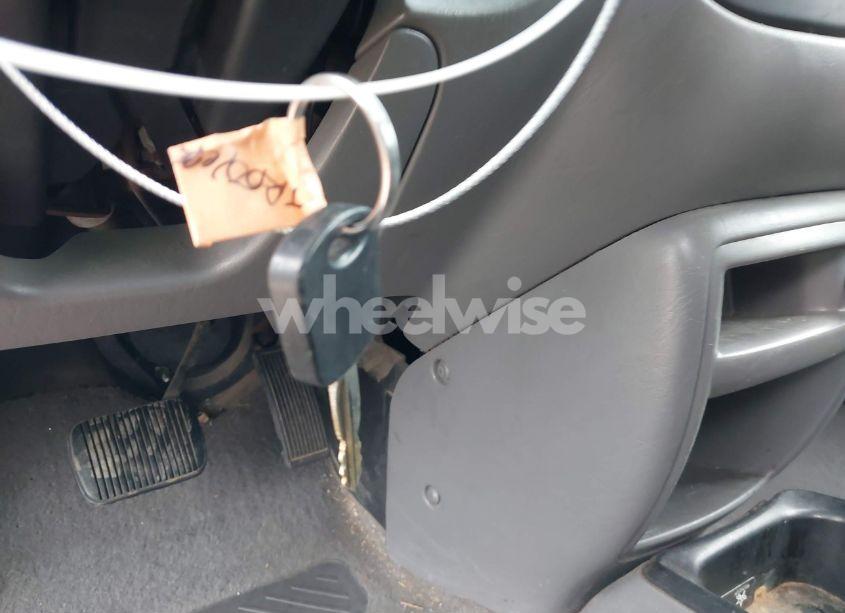 Photo 11 of 2001 Ford Escape XLT (VIN 1FMCU04161KA64209)