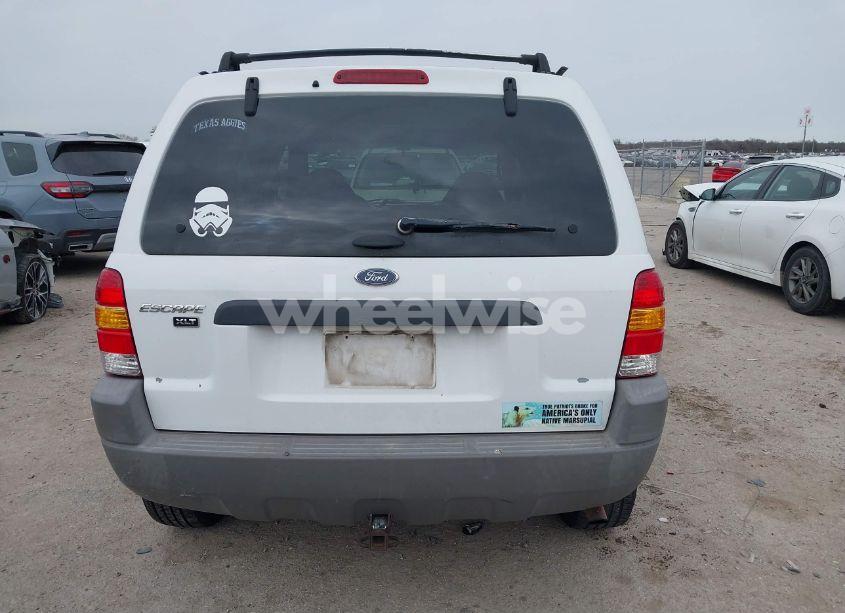 Photo 16 of 2001 Ford Escape XLT (VIN 1FMCU04161KA64209)