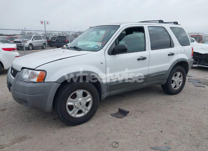 Photo 2 of 2001 Ford Escape XLT (VIN 1FMCU04161KA64209)
