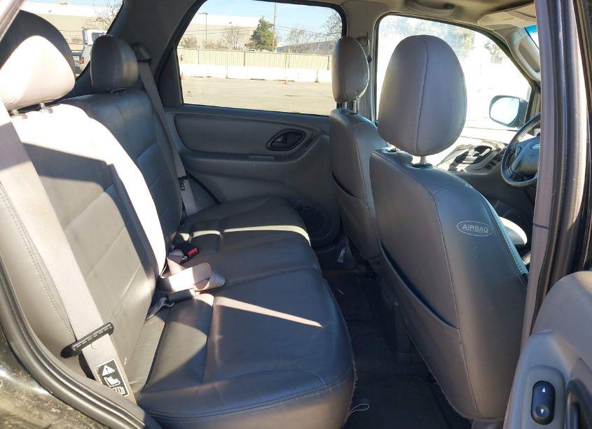 Photo 8 of 2002 Ford Escape XLT (VIN 1FMCU04162KA29803)