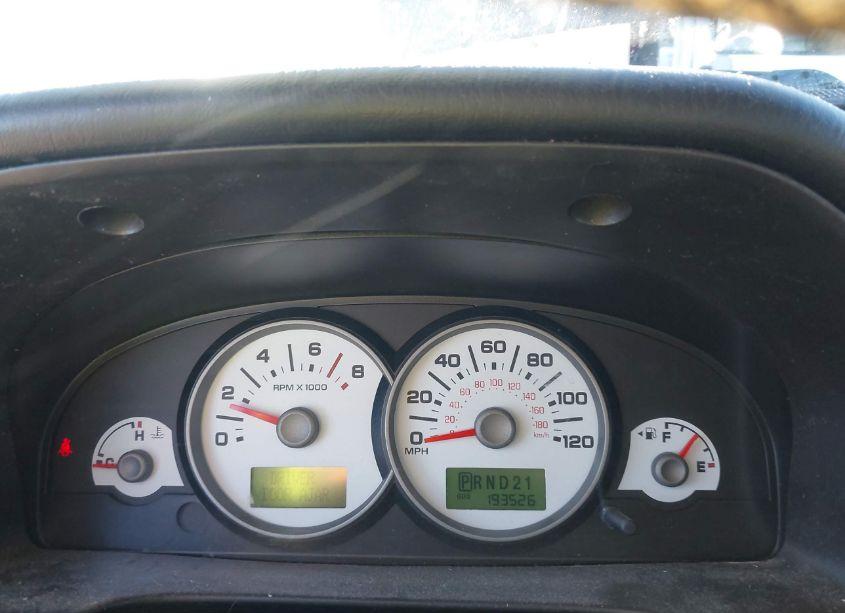 Photo 7 of 2005 Ford Escape LIMITED (VIN 1FMCU04165KB85392)