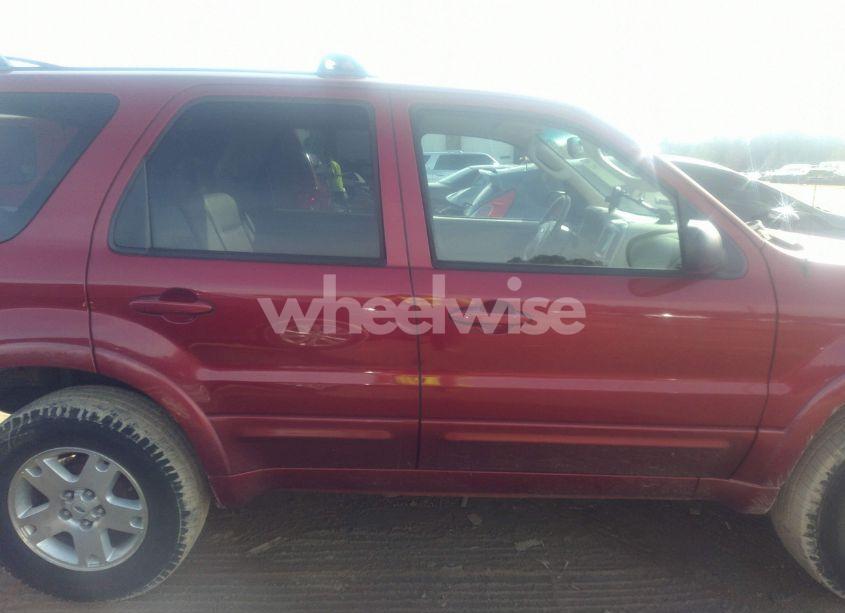 Photo 13 of 2006 Ford Escape LIMITED (VIN 1FMCU04166KA47515)