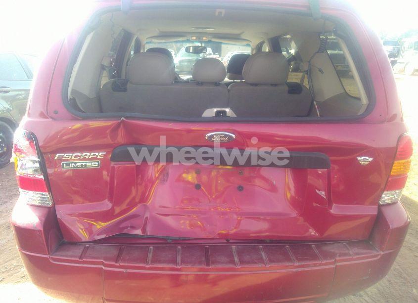 Photo 6 of 2006 Ford Escape LIMITED (VIN 1FMCU04166KA47515)