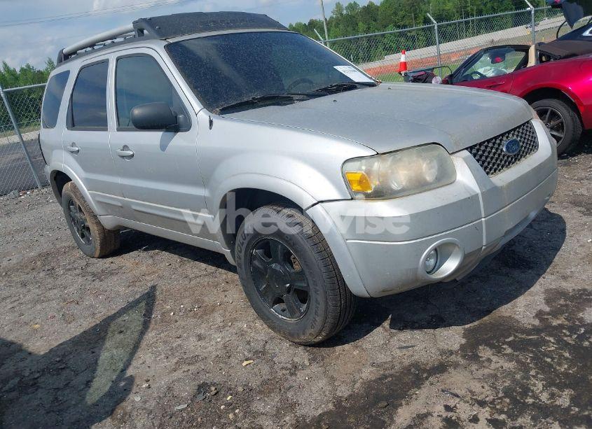 2007 Ford Escape LIMITED (VIN 1FMCU04167KA09610) main photo