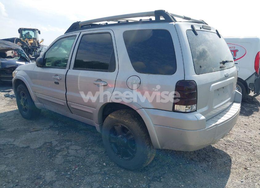 Photo 3 of 2007 Ford Escape LIMITED (VIN 1FMCU04167KA09610)