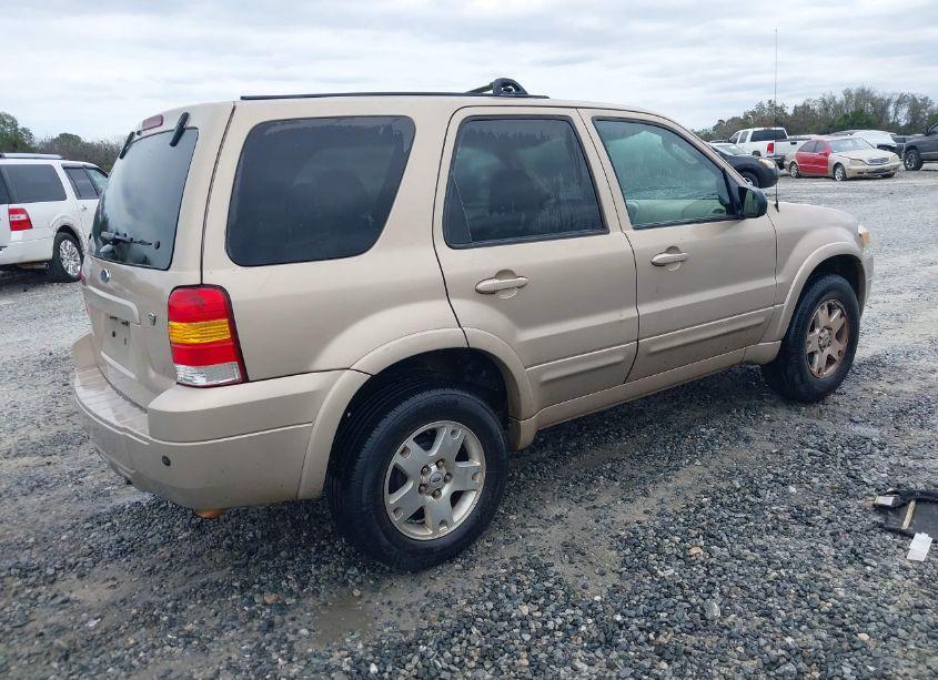 Photo 4 of 2007 Ford Escape LIMITED (VIN 1FMCU04167KB50953)