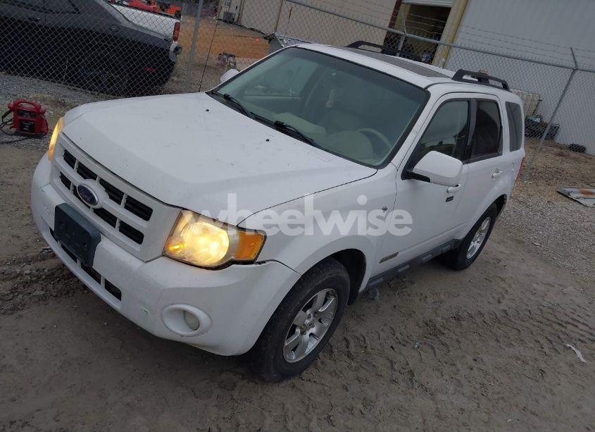 Photo 2 of 2008 Ford Escape LIMITED (VIN 1FMCU04168KB33331)