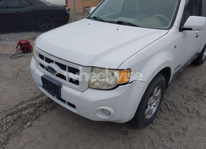 Photo 6 of 2008 Ford Escape LIMITED (VIN 1FMCU04168KB33331)