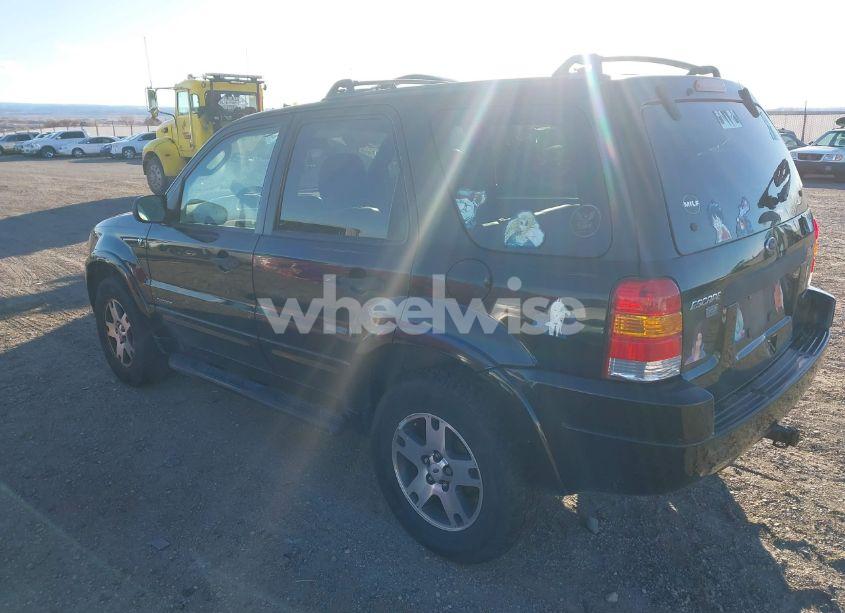 Photo 3 of 2002 Ford Escape XLT (VIN 1FMCU04172KD67467)