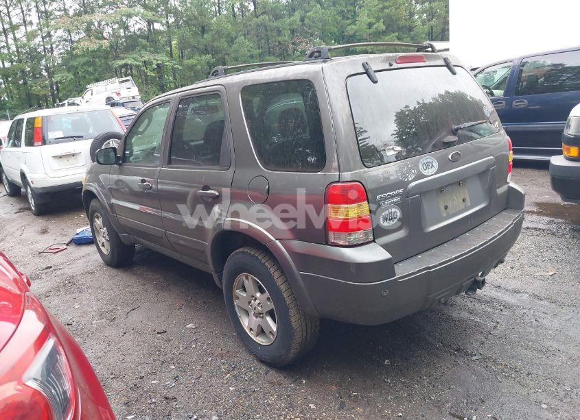 Photo 3 of 2005 Ford Escape LIMITED (VIN 1FMCU04175KA81266)