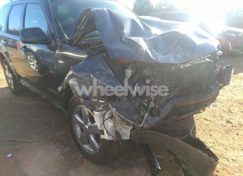 Photo 17 of 2008 Ford Escape LIMITED (VIN 1FMCU04178KB01908)