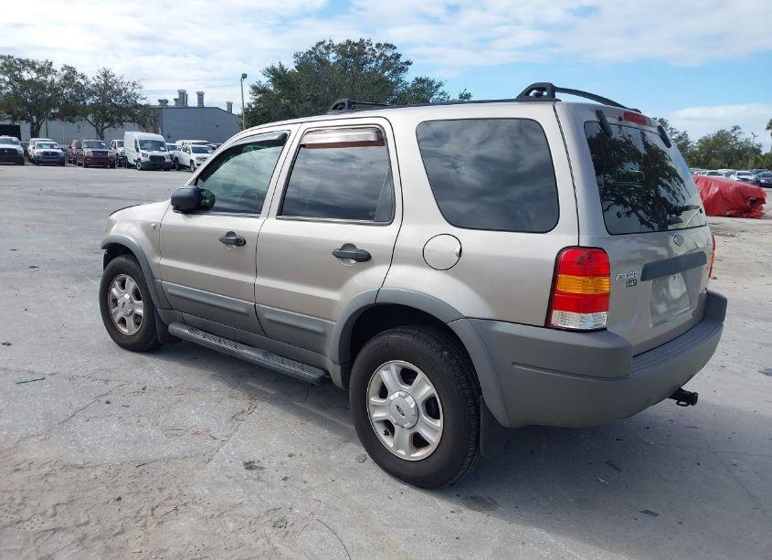 Photo 3 of 2001 Ford Escape XLT (VIN 1FMCU04181KB11904)