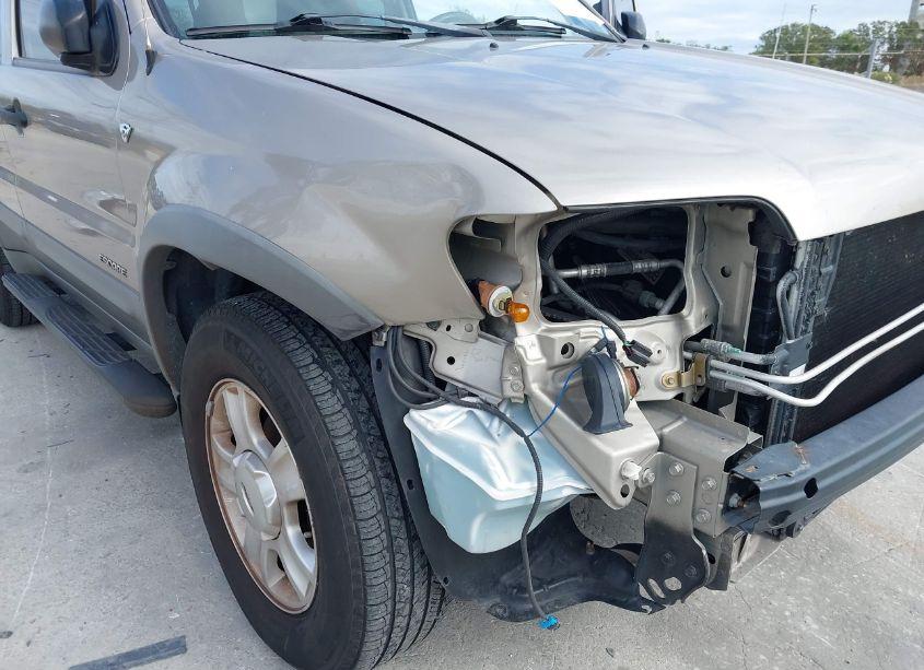 Photo 6 of 2001 Ford Escape XLT (VIN 1FMCU04181KB11904)