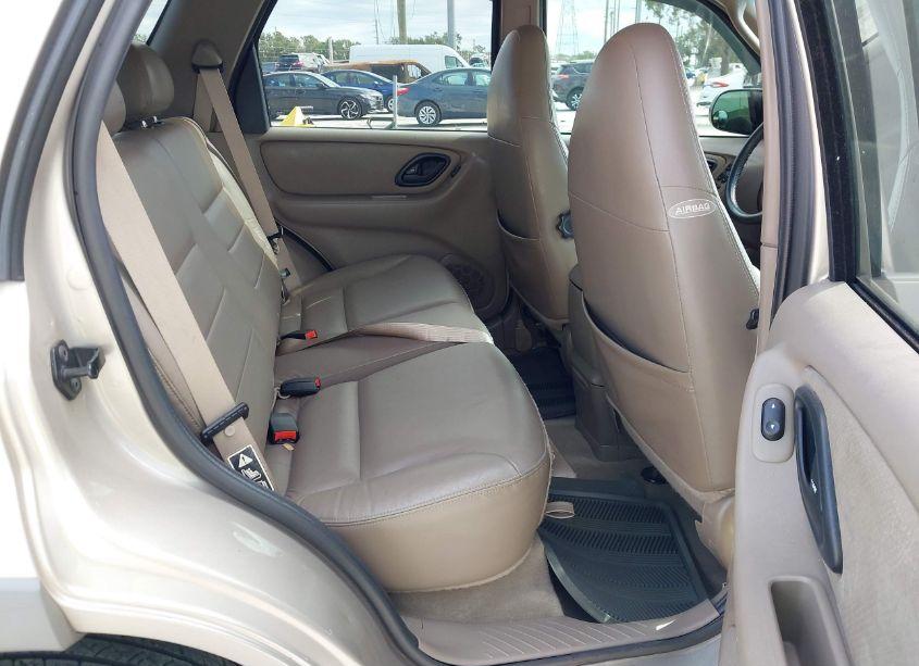 Photo 8 of 2001 Ford Escape XLT (VIN 1FMCU04181KB11904)